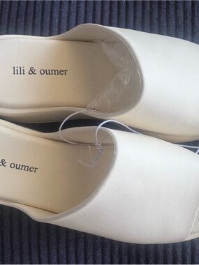 Lili & Oumer Women's Cream Slip-On Square-Toe Mules